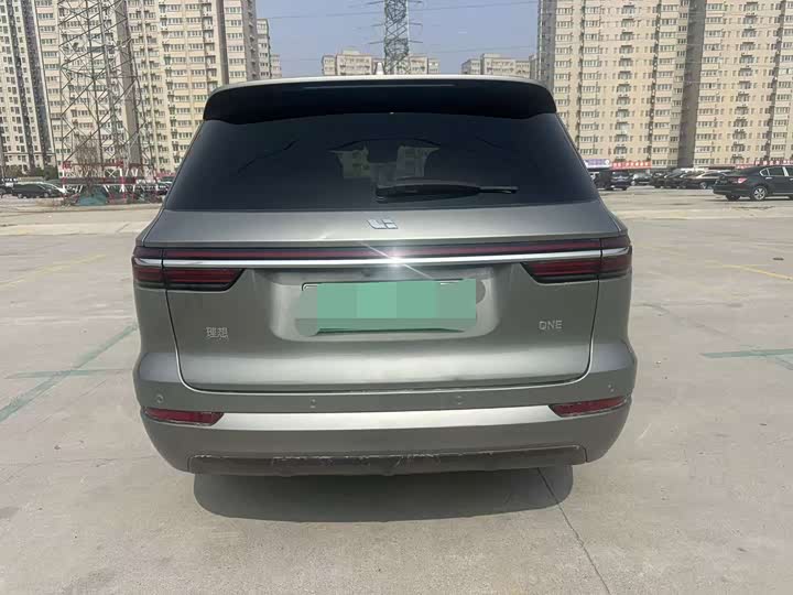 Фото 8 - LiXiang One