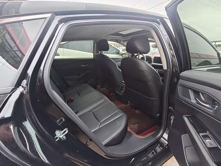 Photo 2 - Honda Inspire