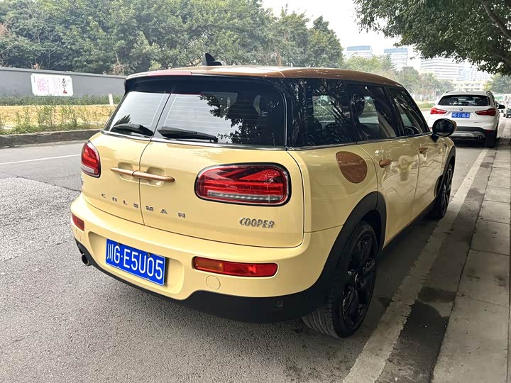 Photo 4 - Mini Clubman