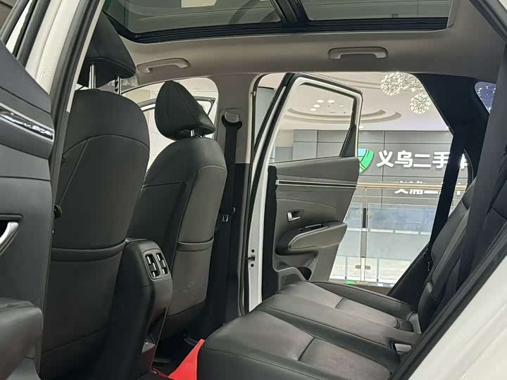 Фото 6 - Hyundai Tucson L