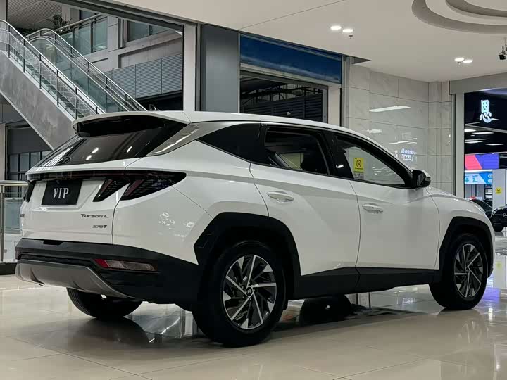 Фото 7 - Hyundai Tucson L