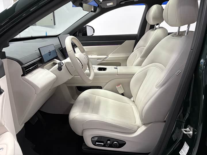 Фото 7 - Dongfeng Yipai eπ 008