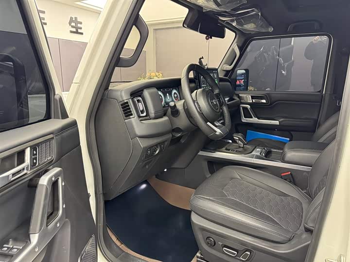 Фото 5 - BAW 212 T01