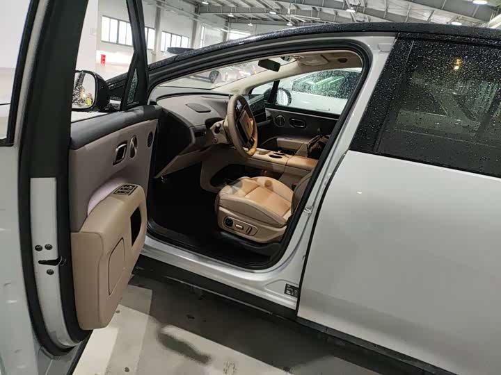 Фото 5 - LiXiang i8