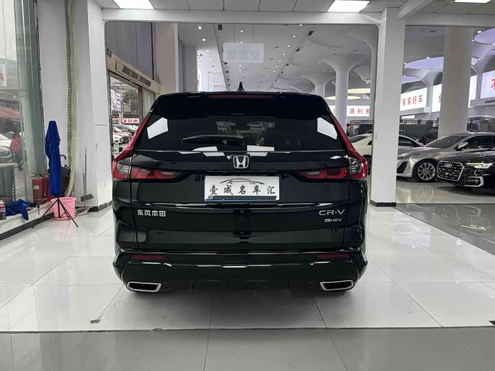 Фото 8 - Honda CR-V