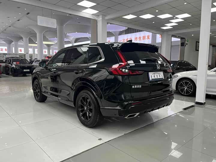 Фото 9 - Honda CR-V