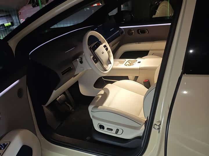 Фото 5 - LiXiang i6