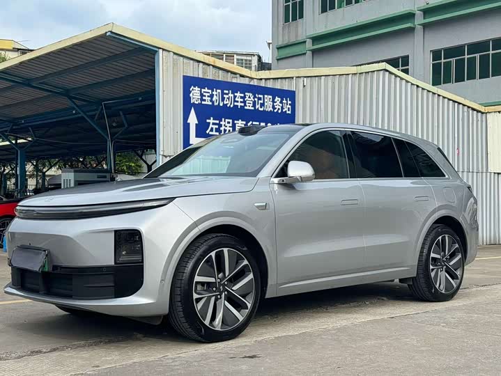 Фото 1 - LiXiang L6