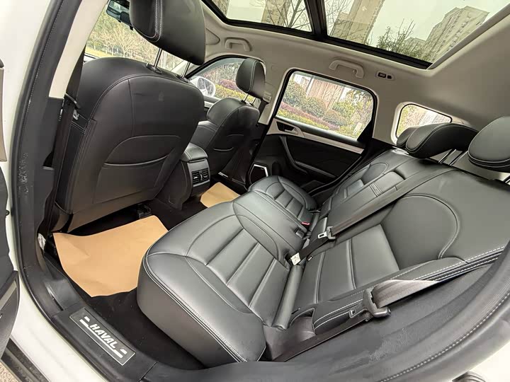 Фото 8 - Haval H7