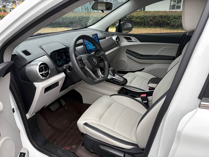 Фото 4 - BYD Yuan Pro