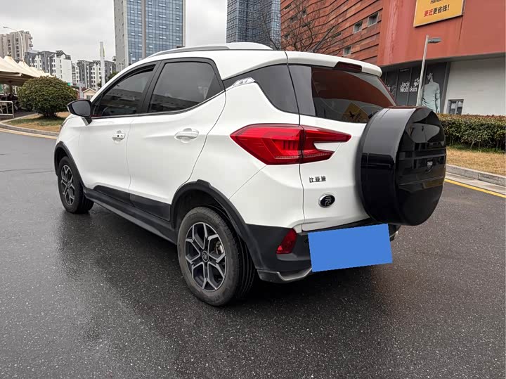 Фото 8 - BYD Yuan Pro