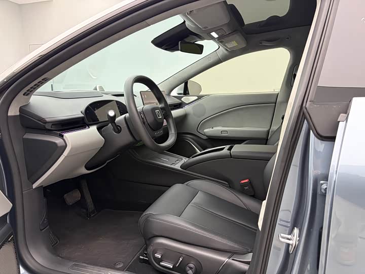 Фото 6 - Zeekr 007