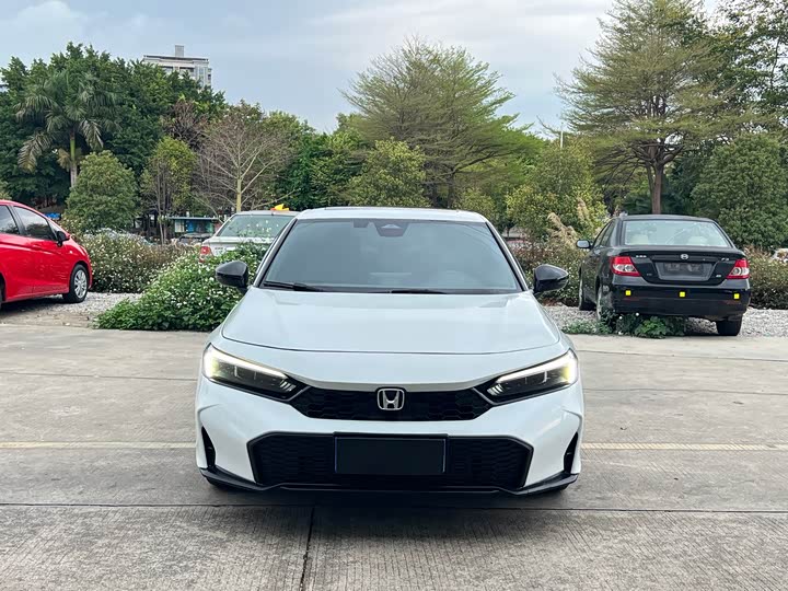 Фото 2 - Honda Civic