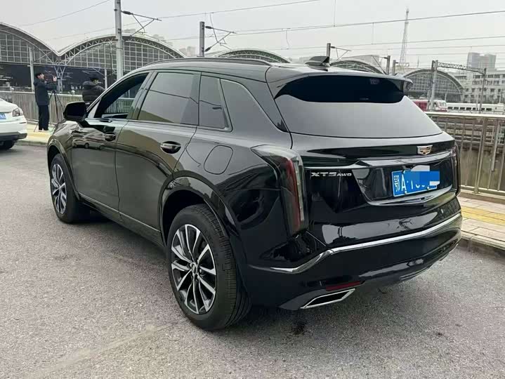 Фото 5 - Cadillac XT5