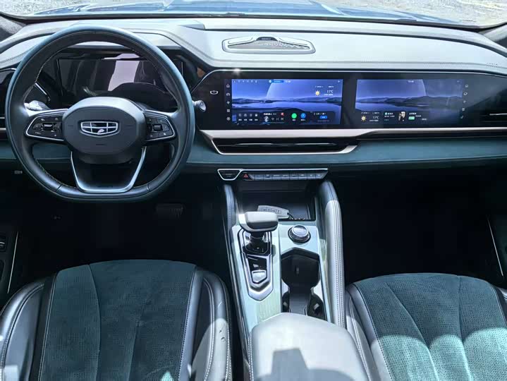 Фото 8 - Geely Monjaro