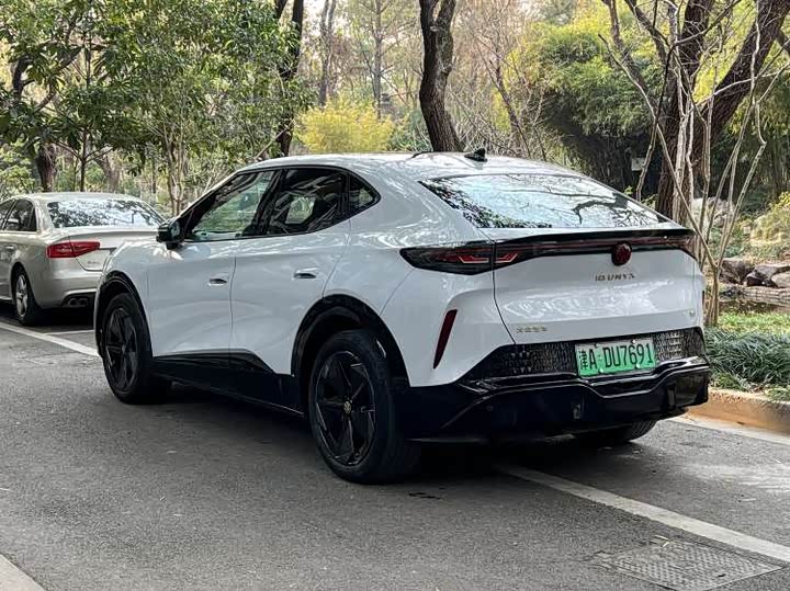 Фото 4 - Volkswagen ID.Unyx