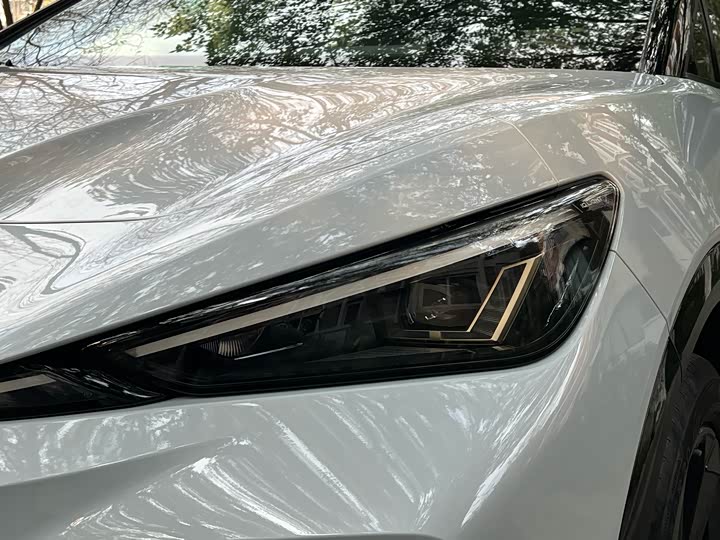 Фото 9 - Volkswagen ID.Unyx