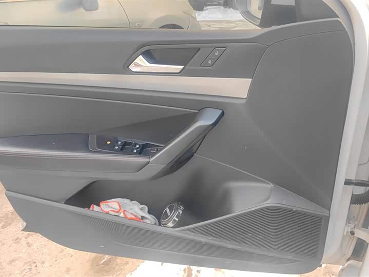 Фото 7 - Volkswagen Lavida