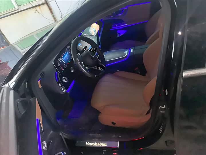 Фото 9 - Mercedes-Benz E-Class Hybrid