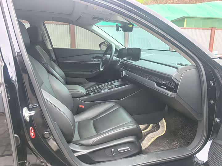 Фото 9 - Honda Accord Hybrid