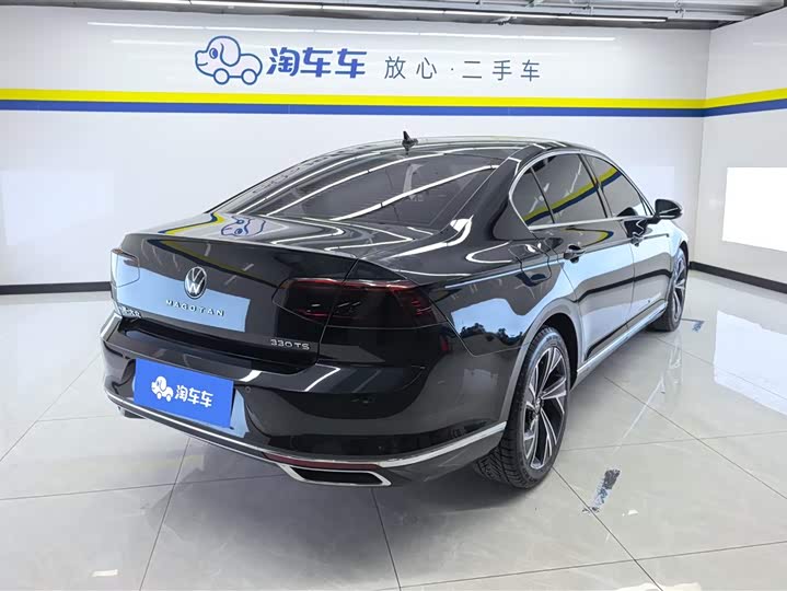 Фото 3 - Volkswagen Magotan