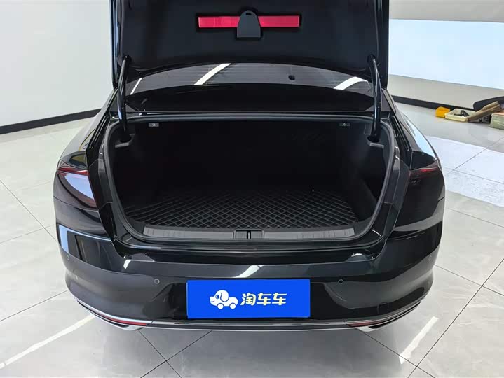 Фото 4 - Volkswagen Magotan