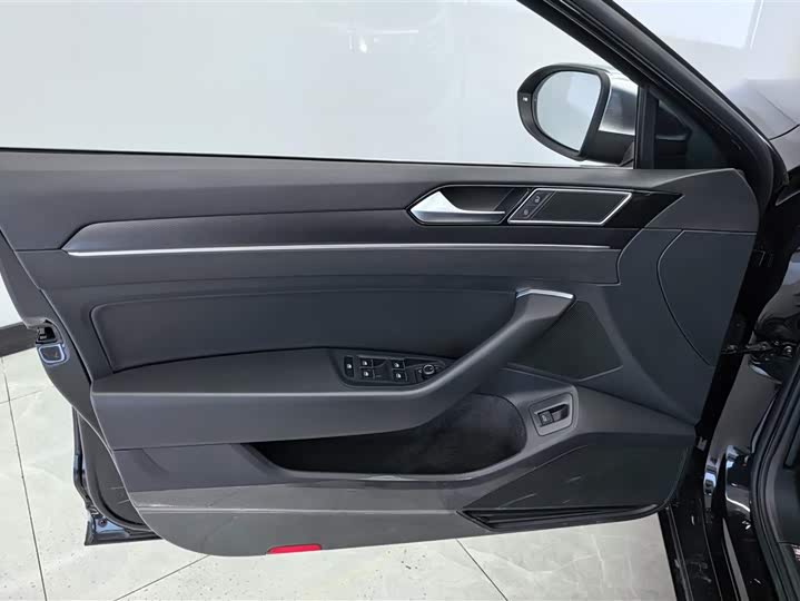 Фото 7 - Volkswagen Magotan