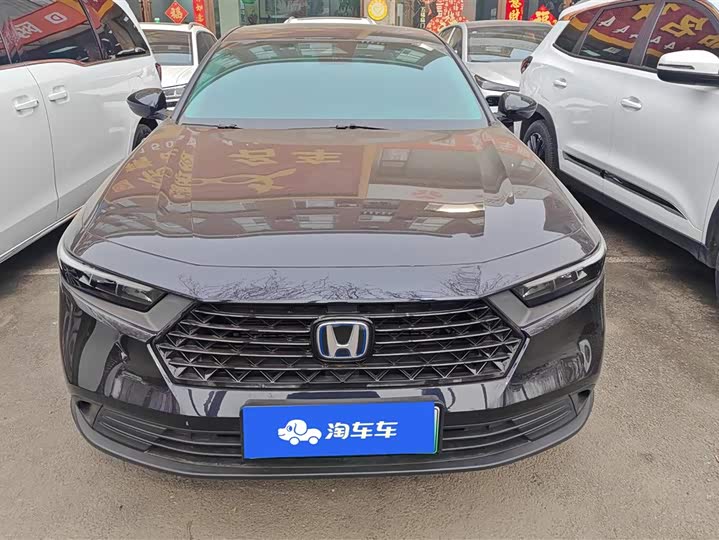 Фото 2 - Honda Accord Hybrid