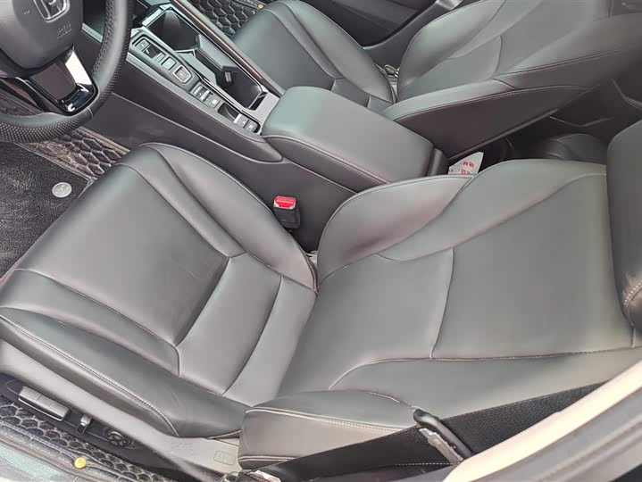 Фото 9 - Honda Accord Hybrid