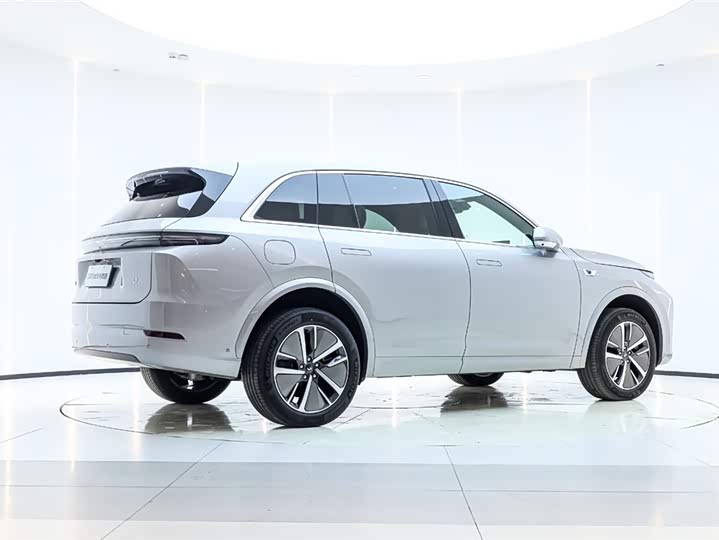 Фото 5 - LiXiang L7