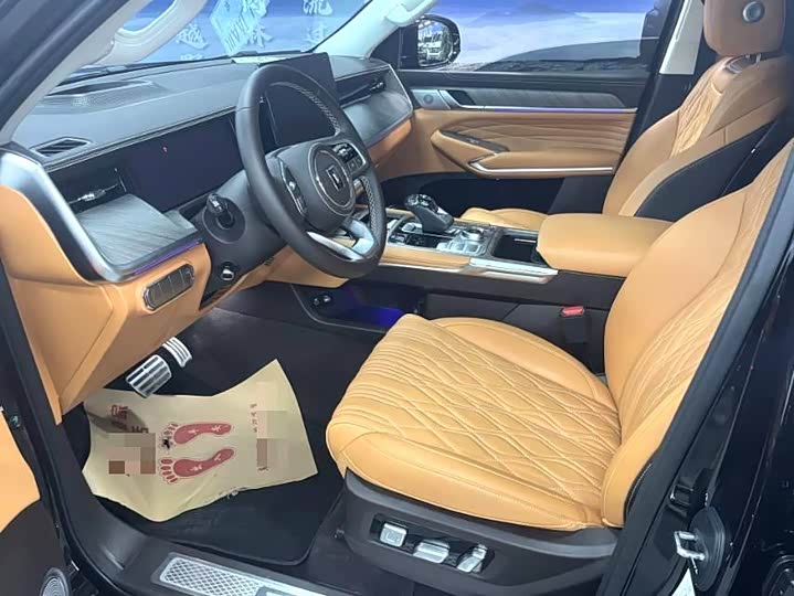 Фото 4 - Tank 500 Hybrid