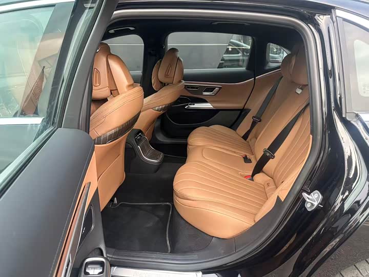 Фото 6 - Mercedes-Benz E-Class Hybrid