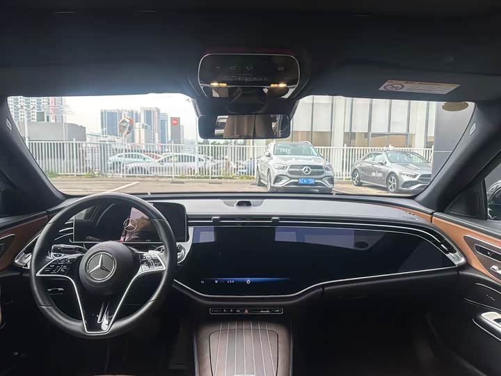 Фото 7 - Mercedes-Benz E-Class Hybrid