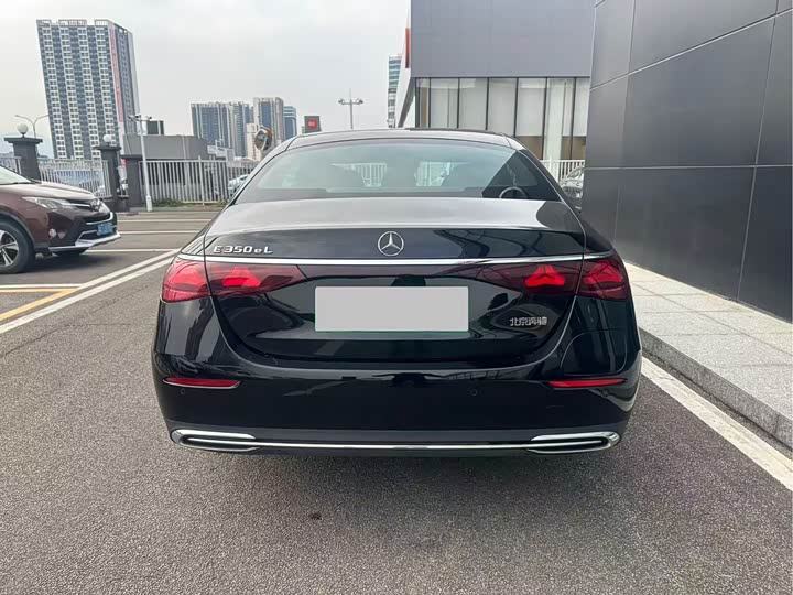 Фото 9 - Mercedes-Benz E-Class Hybrid