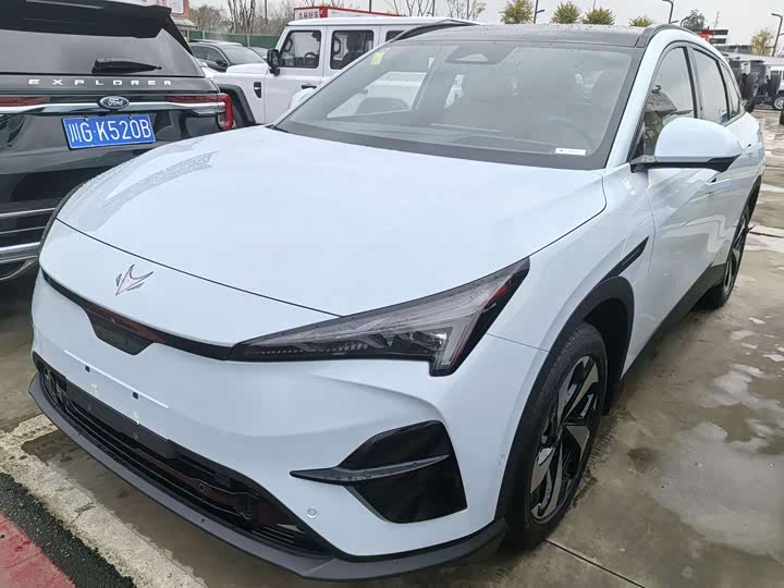 Фото 1 - BAIC Arcfox Alpha T5