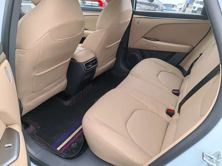 Фото 6 - BAIC Arcfox Alpha T5