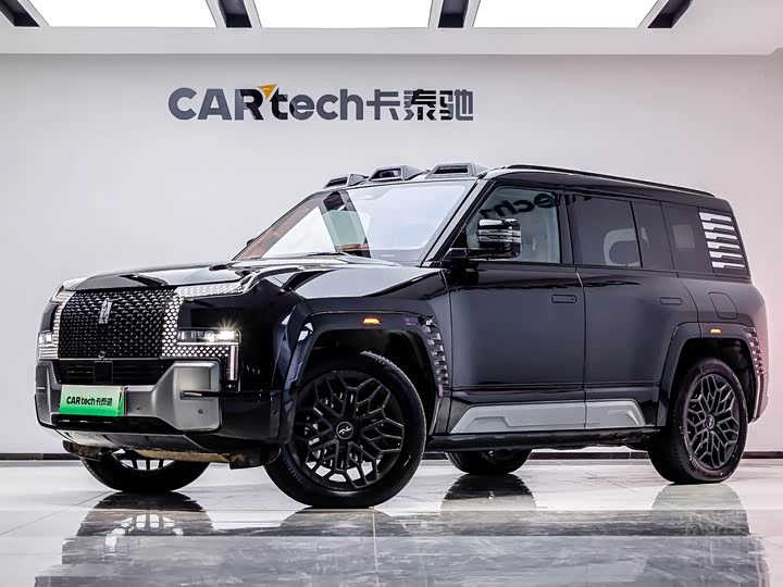 Фото 1 - BYD Yangwang U8