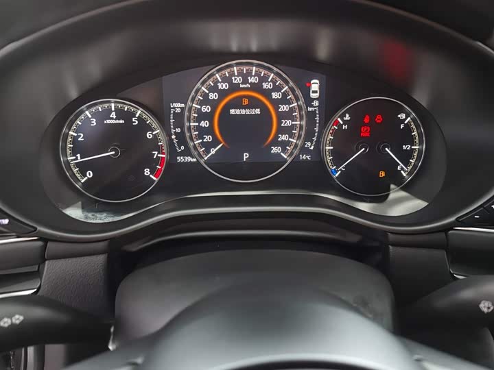 Фото 9 - Mazda 3 (Axela)