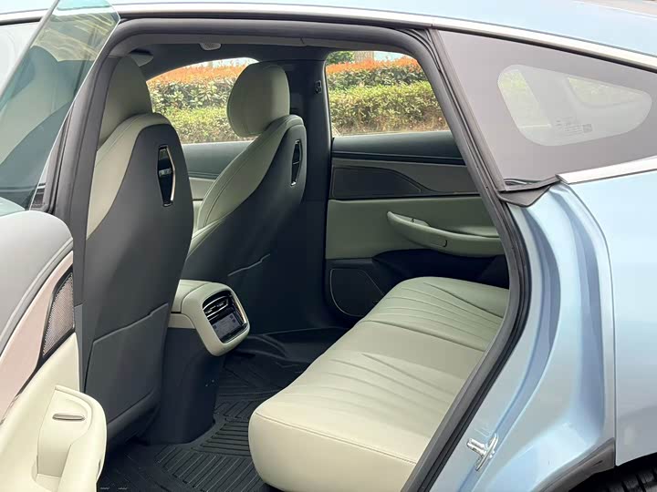 Photo 5 - Exeed Sterra ES