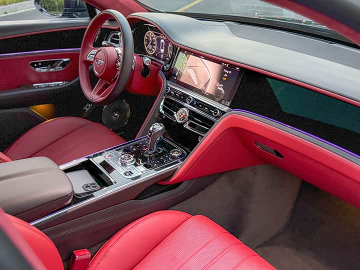 Фото 5 - Bentley Flying Spur