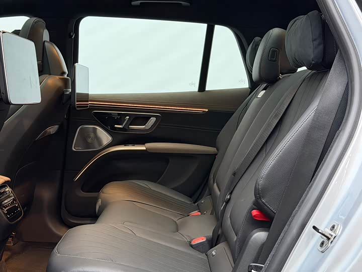 Фото 7 - Mercedes-Benz EQS SUV