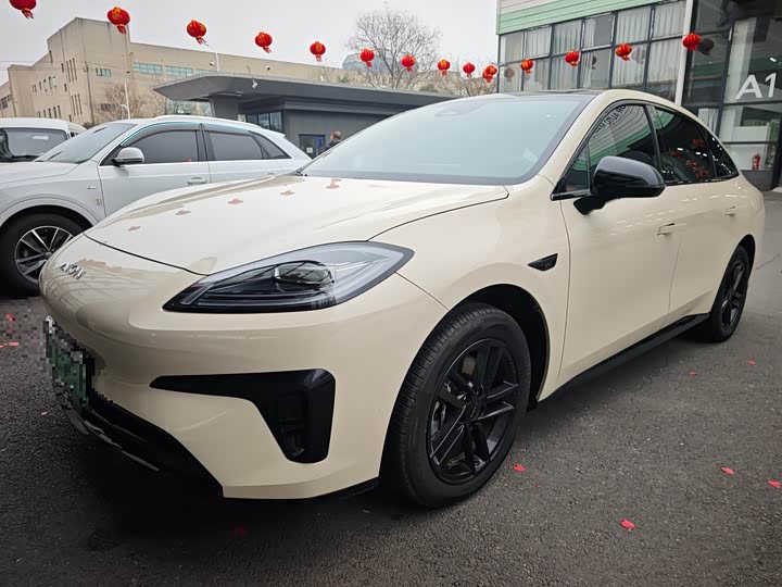 Фото 1 - GAC Aion RT