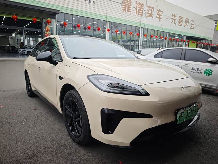 Фото 3 - GAC Aion RT