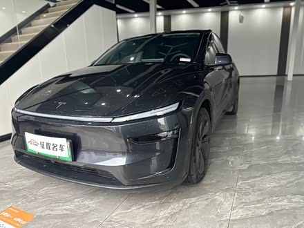 Фото 1 - Tesla Model Y