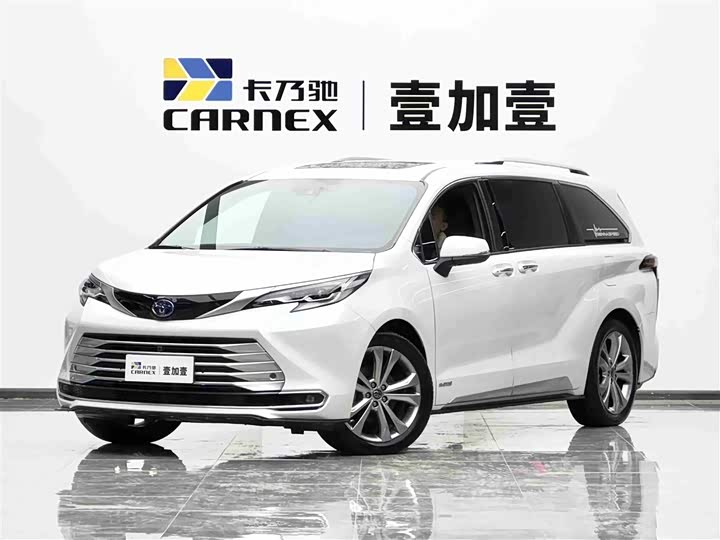 Photo 1 - Toyota Sienna