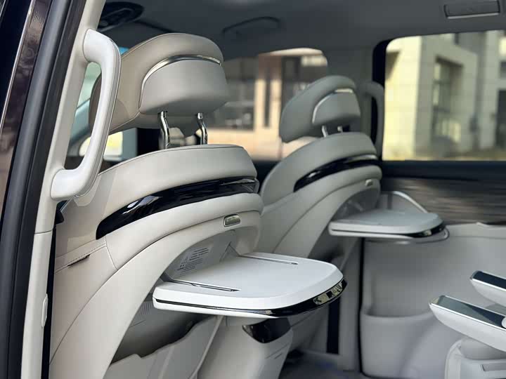 Фото 9 - Dongfeng Forthing Xinghai V9