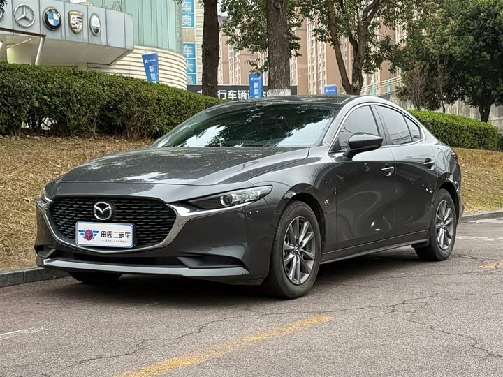 Фото 1 - Mazda 3 (Axela)