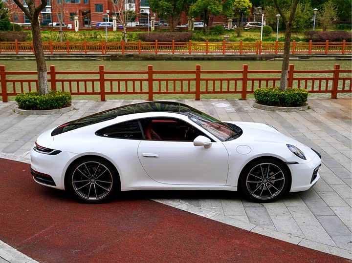 Фото 5 - Porsche 911