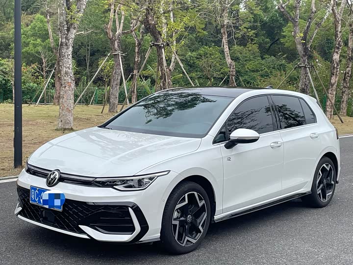 Photo 1 - Volkswagen Golf