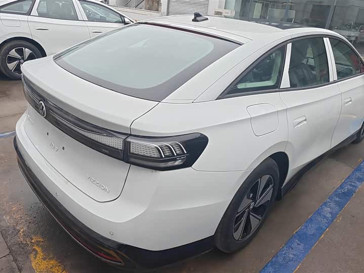 Photo 3 - Volkswagen ID.7 Vizzion